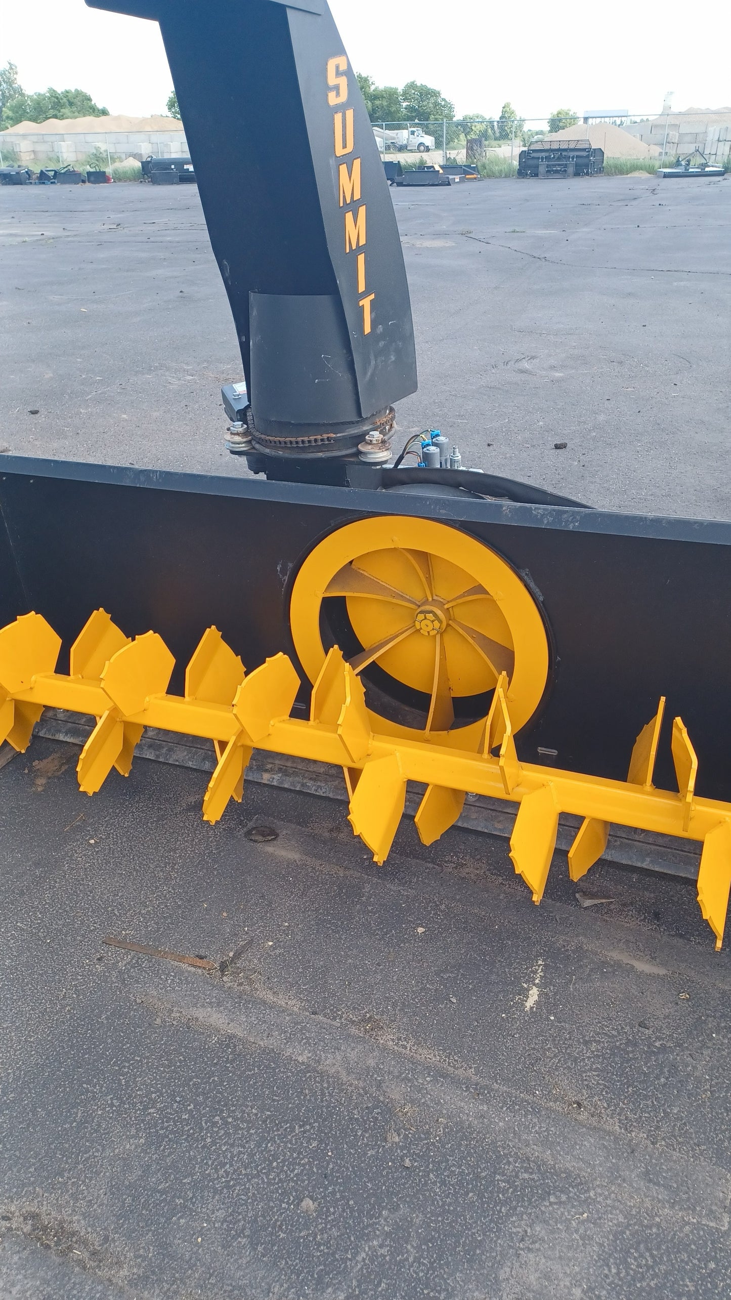 CERTIFIED USED2060 - 85" 3600HP SUMMIT SNOWBLOWER 32-42 GPM - $9,995 +FREIGHT