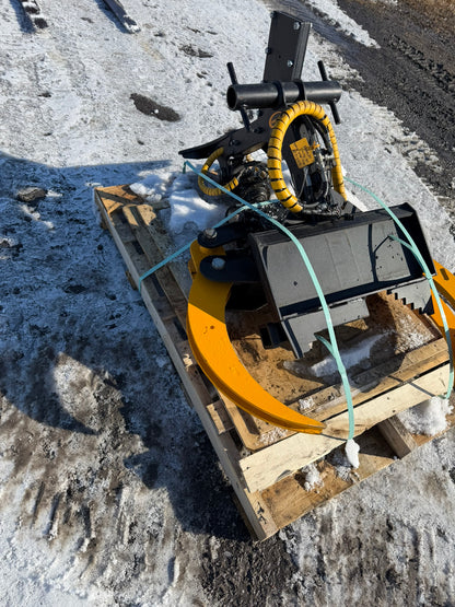 CERTIFIED USED1274 - MINI VERSA GRAP V2 W/SAW SCABBARD - TORO - $4,995 +FREIGHT