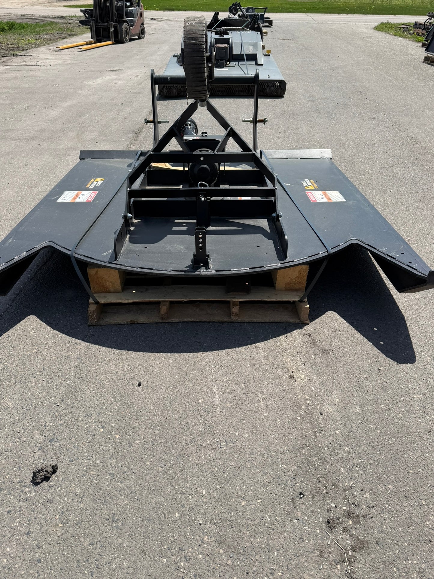 CERTIFIED USED2011 - 78" 3 POINT BRUSH TRASHER V3 - $6,495 +FREIGHT