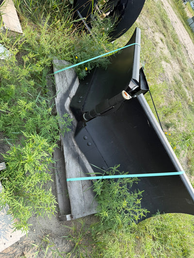 60" | Mini V-Plow | Snow Break Mini | w/Hydraulic angle | USED2048
