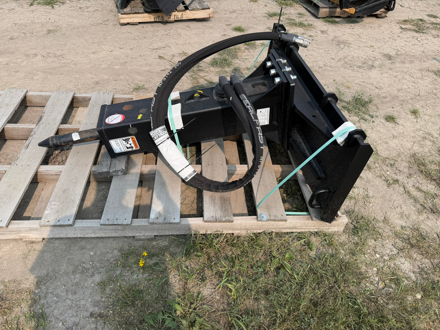 CERTIFIED USED1980 - 310X BREAKER - CALL FOR PRICE