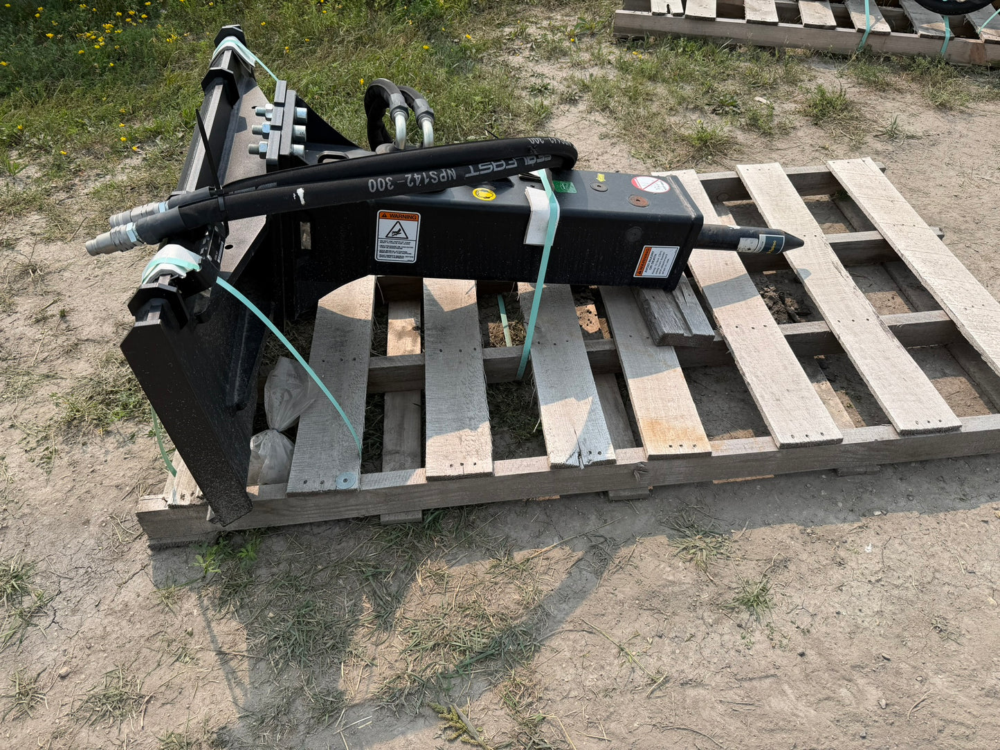 CERTIFIED USED1980 - 310X BREAKER - CALL FOR PRICE