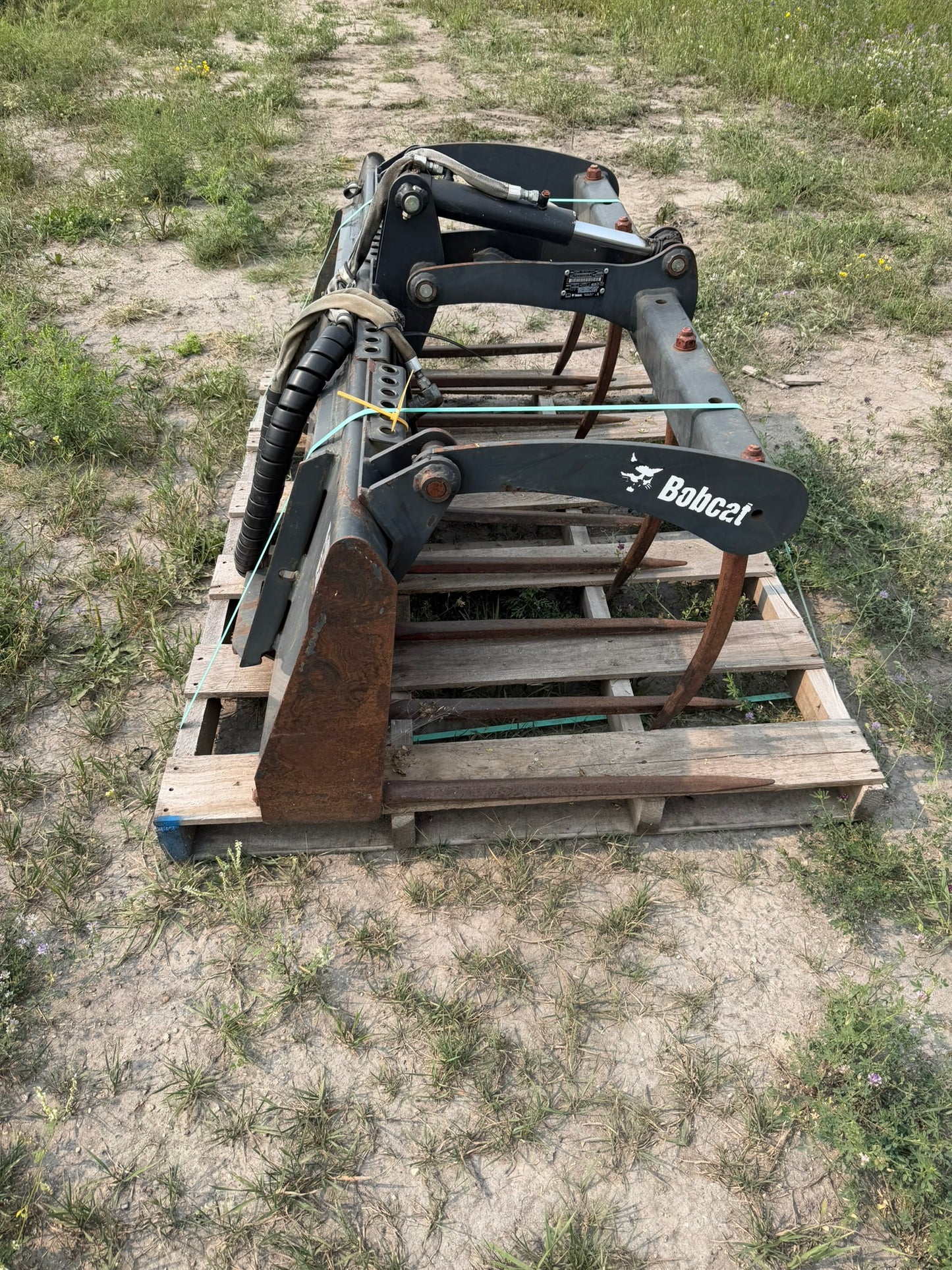 CERTIFIED USED1949 - BOBCAT FORK GRAPPLE - $1,395 +FREIGHT