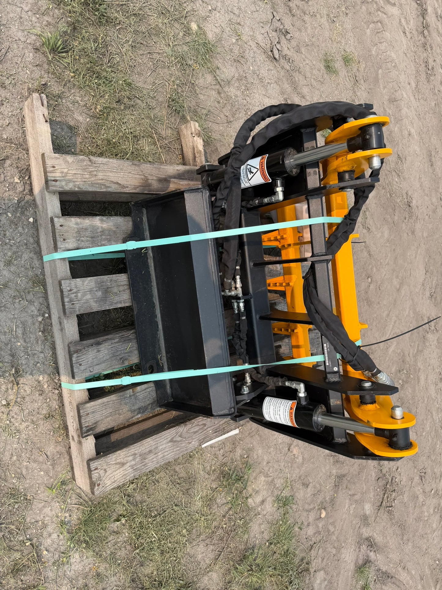 33" | Mini Grapple Rake | V2 | Toro Mount | USED2041