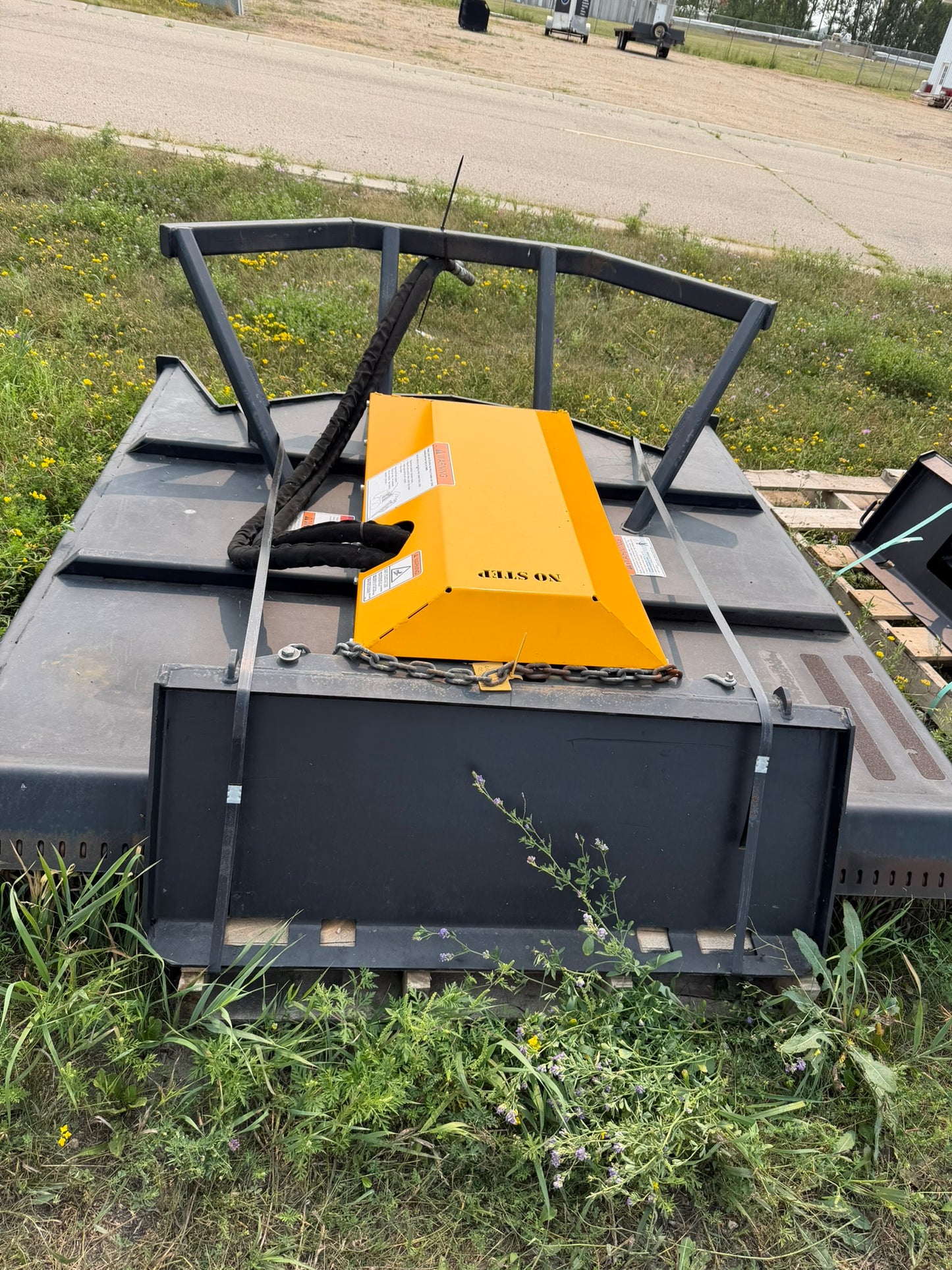 CERTIFIED USED1870 - 72" BRUSH MOWER HEAVY DUTY - $6,295 +FREIGHT