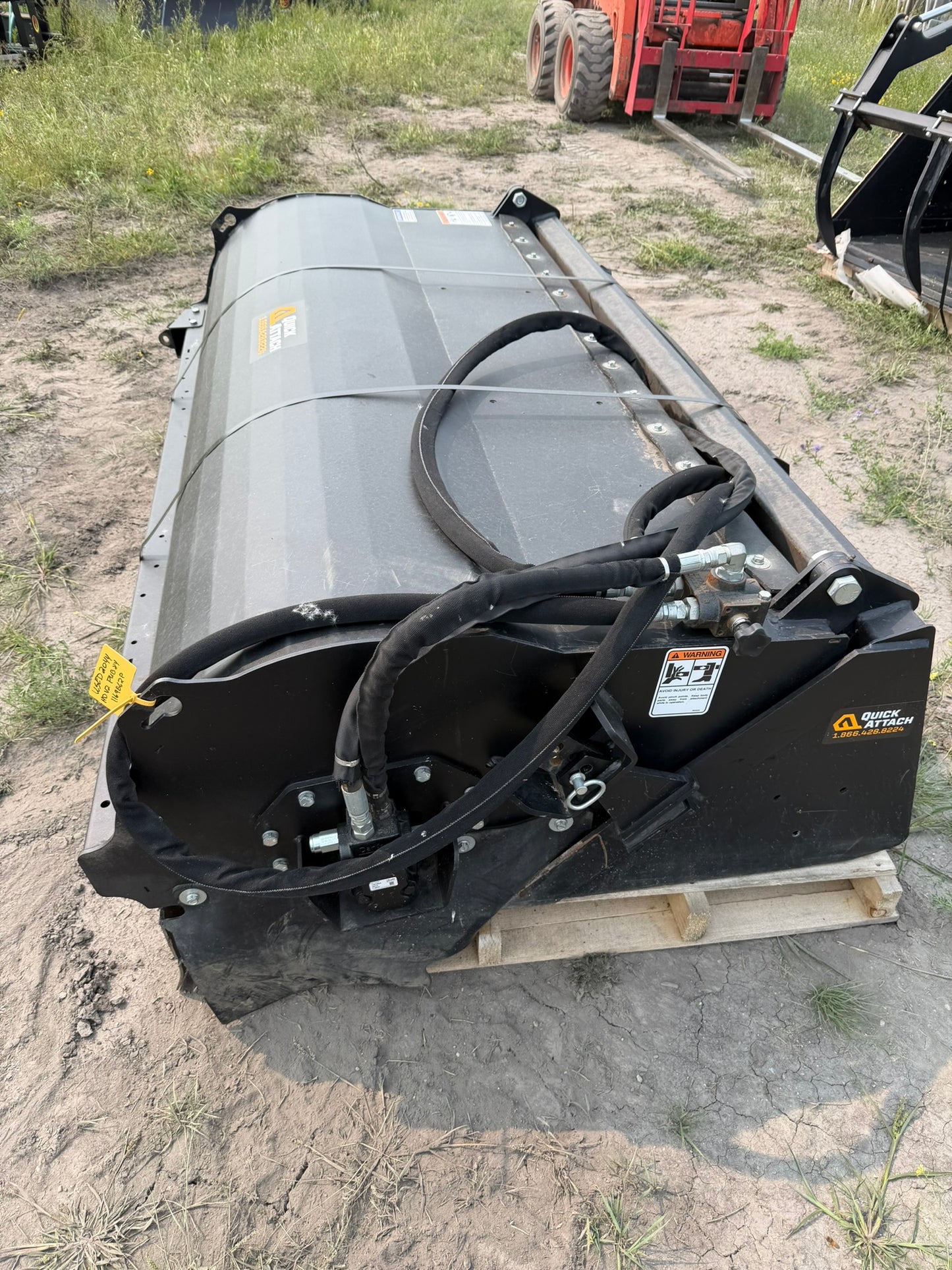 84" | Pick-Up Broom HD | V2 | w/Curb Sweeper | Poly Bristles | USED2044