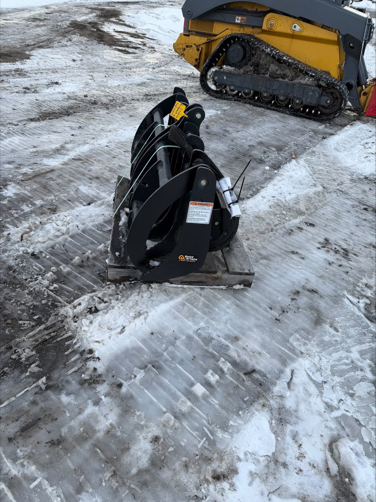 CERTIFIED USED1874 - 48" MINI QUICK CLAW - $1,995 +FREIGHT