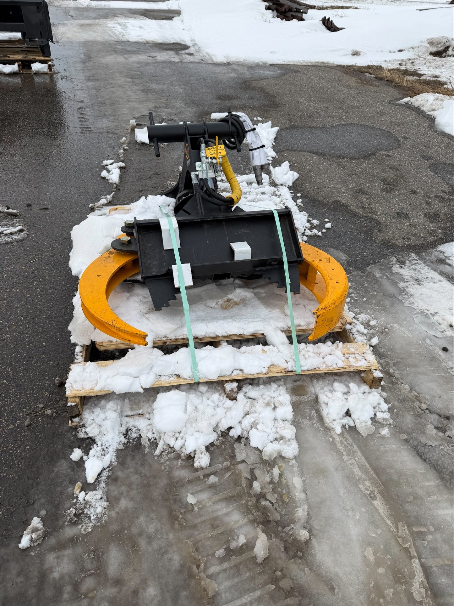 CERTIFIED USED1872 - MINI MULTI-PURPOSE GRAPPLE V2 W/HYDRAULIC ROTATE-CII - $4,595 +FREIGHT