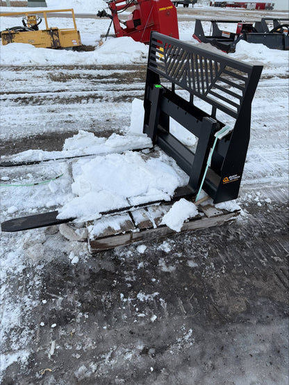 Photo Unit USED1877 - 48" PALLET FORKS V2 #3700 - $1,065 +FREIGHT