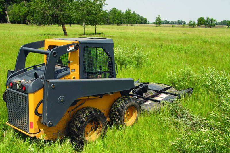This mower sits close to the ground and gives the operator great visibility.
